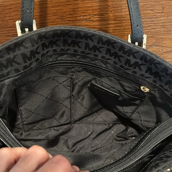 Michael Kors Black jet set signature tote bag purse - Picture 7 of 9